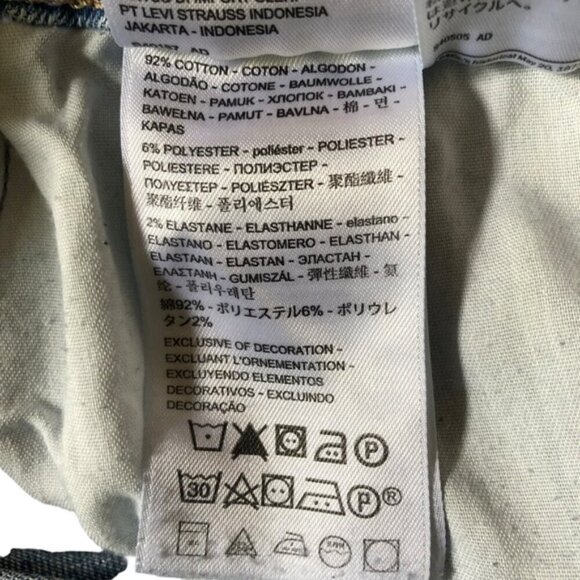 Levi’s 721 High Rise Skinny Jeans Azure Glow Light Wash Size 32 - Picture 16 of 16